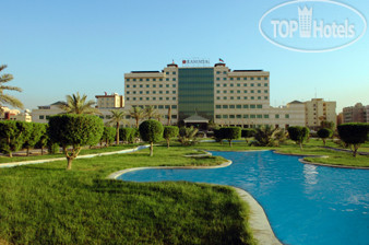 Фото Ramada Kuwait Hotel