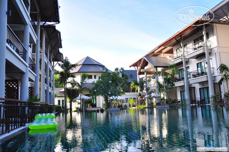 Фото Navatara Phuket Resort